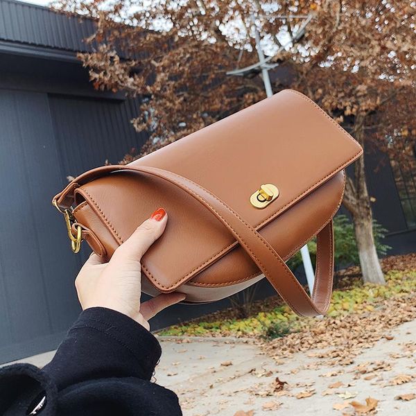 evening bags vrouwen designer tassen hoge capaciteit handtassen vintage schoudertas nieuwe soft crossbody 2021 reizen handtas
evening bags vrouwen designer tassen hoge capaciteit handtassen vintage schoudertas nieuwe soft crossbody 2021 reizen handtas