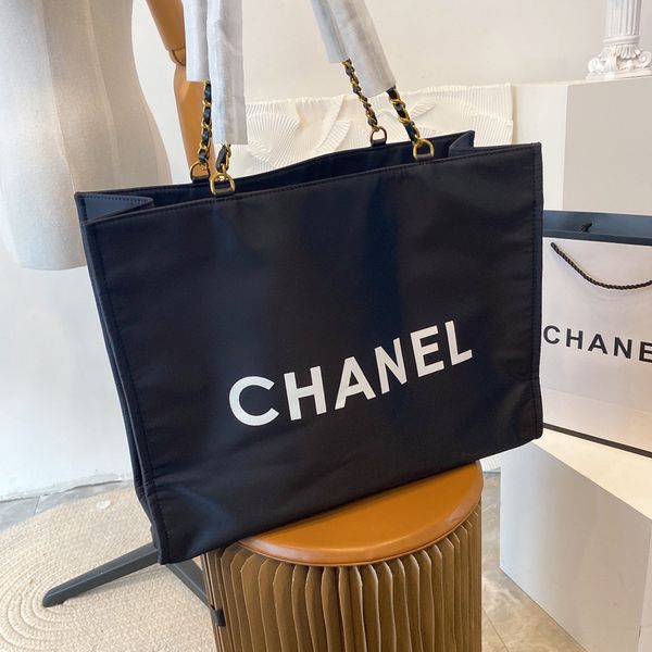 women designer bags handbag chains fortune multifunctional large capacity shopping classic pattern 06
women designer bags handbag chains fortune multifunctional large capacity shopping classic pattern 06