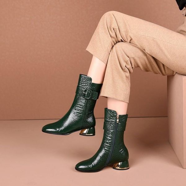 dress shoes autumn and winter mid tube boots women's stitched thick heel warm round head frosted side zipper size, Black
dress shoes autumn and winter mid tube boots women's stitched thick heel warm round head frosted side zipper size, Black