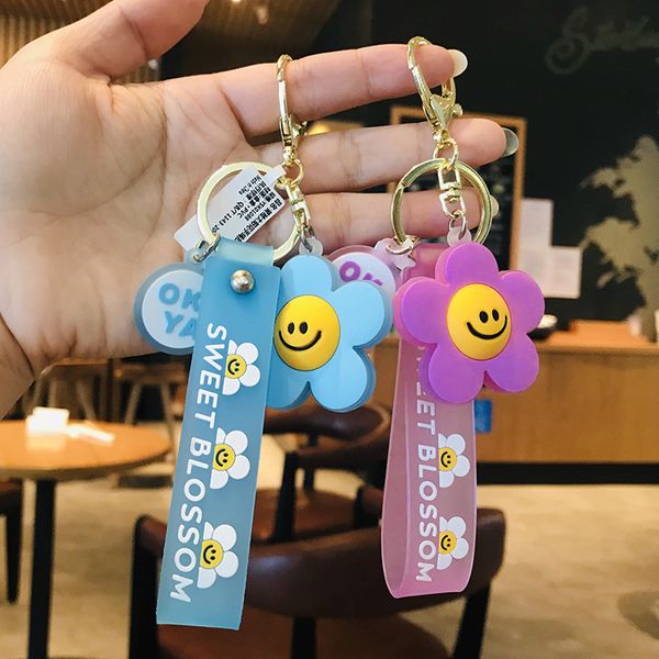 2021 fashion keychain creative cartoon smile keychain girl couple lovely sunflower car bag personalized pendant gift, Silver
2021 fashion keychain creative cartoon smile keychain girl couple lovely sunflower car bag personalized pendant gift, Silver