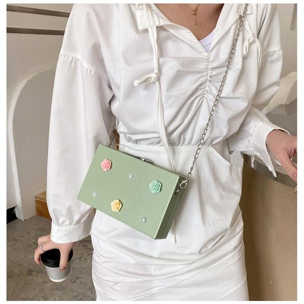 evening bags multi-color simple fashion messenger mobile phone bag small fresh pearl rose flower woman handbag party all-match shoulder
evening bags multi-color simple fashion messenger mobile phone bag small fresh pearl rose flower woman handbag party all-match shoulder