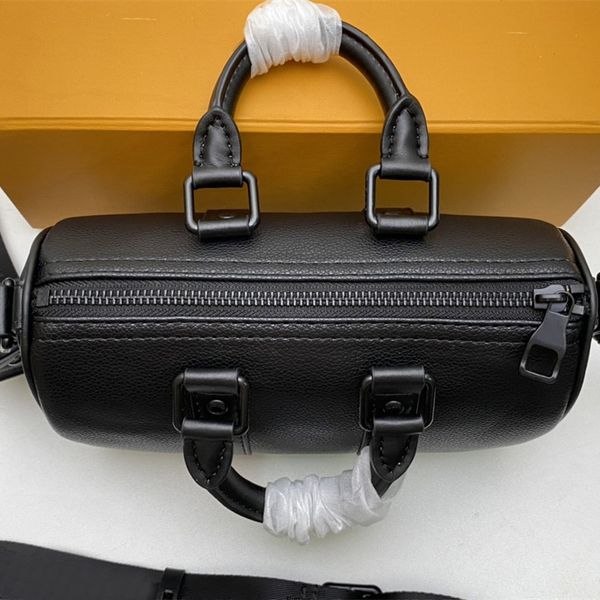 leather bag shoulder bags lychee pattern fabric handbag the detailed design is made of black and white damier distorted canvas
leather bag shoulder bags lychee pattern fabric handbag the detailed design is made of black and white damier distorted canvas