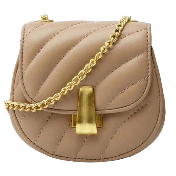 waist bags korean women's shoulder bag polyester fabric oval small square soft face ladies all-match fashionable saddle
waist bags korean women's shoulder bag polyester fabric oval small square soft face ladies all-match fashionable saddle