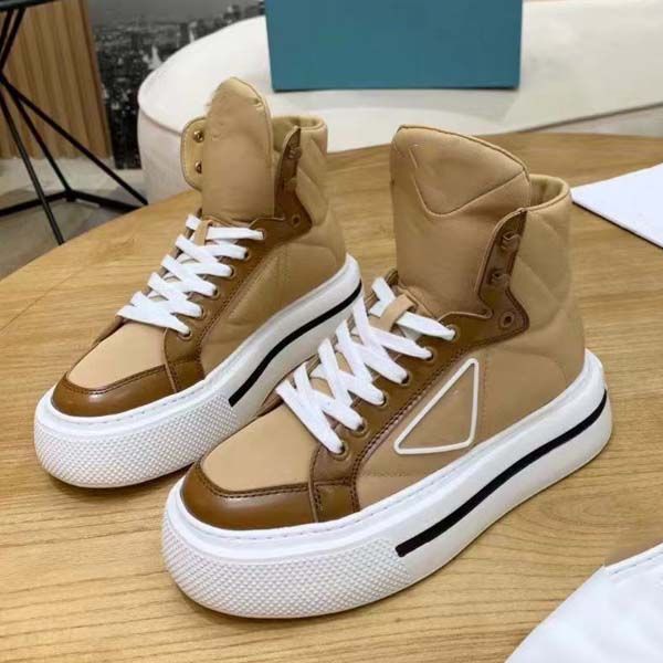level quality calfskin canvas casual shoes high women classicthick bottom sneakers 35-40 with box, Black
level quality calfskin canvas casual shoes high women classicthick bottom sneakers 35-40 with box, Black
