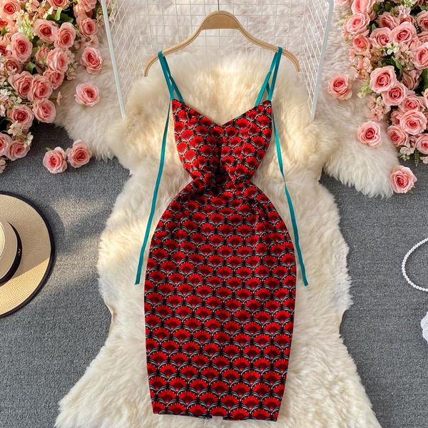 casual dresses floral retro sling dress women summer mini party 2021 elegant ladies sleeveless backless spaghetti strap vestidos, Black;gray
casual dresses floral retro sling dress women summer mini party 2021 elegant ladies sleeveless backless spaghetti strap vestidos, Black;gray