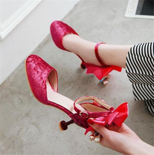 dress shoes pxelena pearl bowknot chains women wedding 2021 summer sandals sweet velvet strange heels ankle strap plus size 34-43, Black
dress shoes pxelena pearl bowknot chains women wedding 2021 summer sandals sweet velvet strange heels ankle strap plus size 34-43, Black