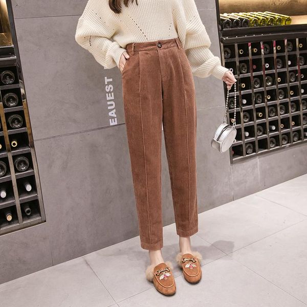 women's pants & capris women corduroy 2021 autumn winter fashion vintage casual warm plus size trouser loose harem pant pantalon 5xl, Black;white
women's pants & capris women corduroy 2021 autumn winter fashion vintage casual warm plus size trouser loose harem pant pantalon 5xl, Black;white