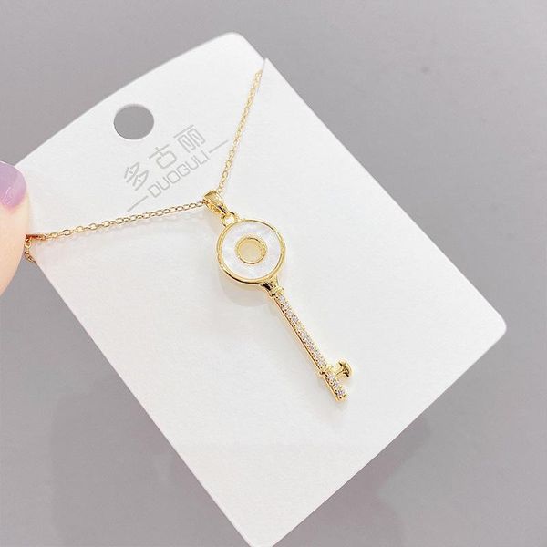chains japanese and korean simple key necklace female clavicle chain fashion ornament shell pendant wholesale, Silver
chains japanese and korean simple key necklace female clavicle chain fashion ornament shell pendant wholesale, Silver
