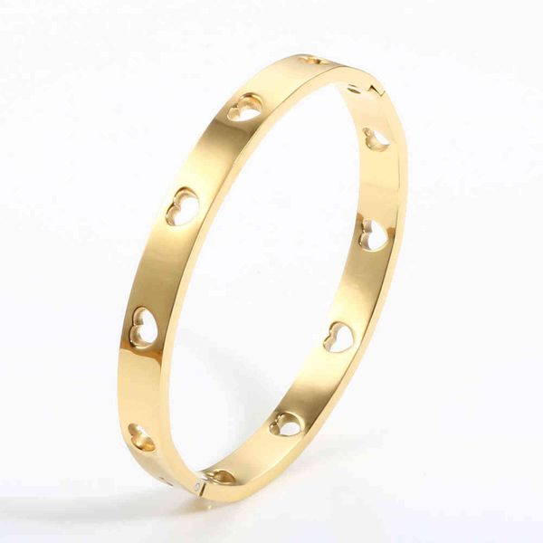 luxury jewelry hollow heart men women bangle & bracelets woman gold plating cuff for fashion bandwrist, Golden;silver
luxury jewelry hollow heart men women bangle & bracelets woman gold plating cuff for fashion bandwrist, Golden;silver