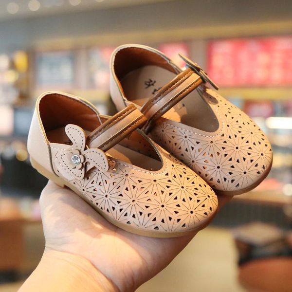 flat shoes fashion toddler infant kids baby girls solid color cute leather princess non-slip hollow out party casual sandals#g4, Black;grey
flat shoes fashion toddler infant kids baby girls solid color cute leather princess non-slip hollow out party casual sandals#g4, Black;grey