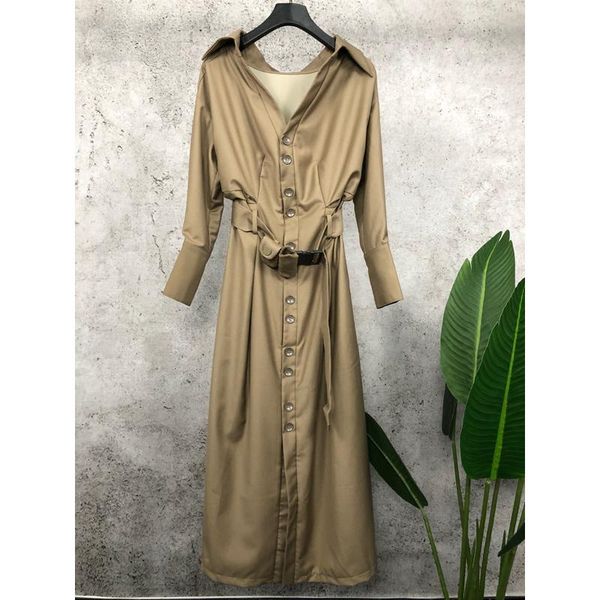 casual dresses 10.24 2021 autumn winter temperament slim midi dress women with belt single breasted pocket v-neck, Black;gray
casual dresses 10.24 2021 autumn winter temperament slim midi dress women with belt single breasted pocket v-neck, Black;gray