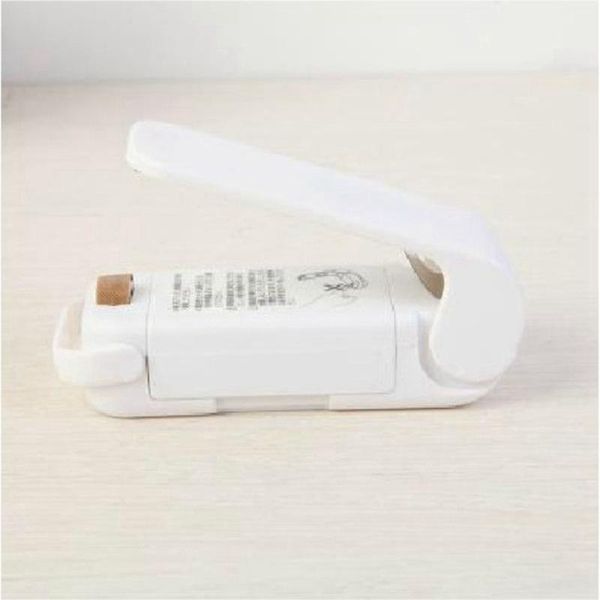 ad-clips handheld mini electric quickdone vacuum sealer plastic bag heat sealing snacks machine white1 
ad-clips handheld mini electric quickdone vacuum sealer plastic bag heat sealing snacks machine white1