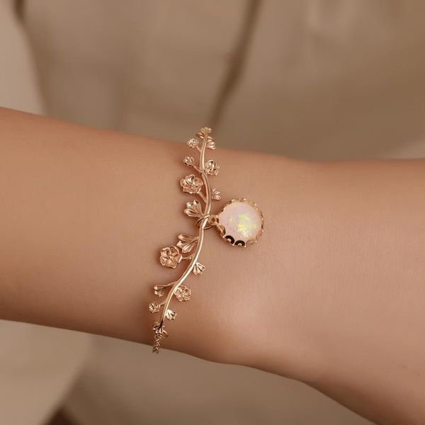 link, chain retro simple temperament bracelet fashion inlaid opal flower women's holiday party jewelry, Black
link, chain retro simple temperament bracelet fashion inlaid opal flower women's holiday party jewelry, Black