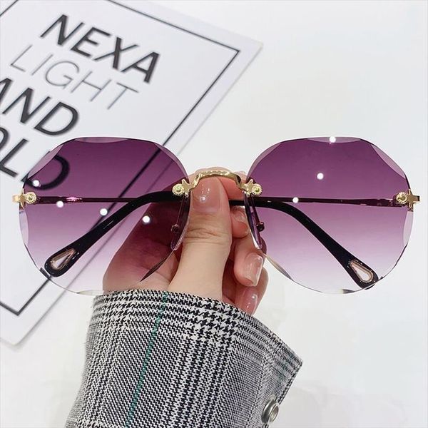 fashion brand design vintage rimless sunglasses women retro cutting lens gradient sun glasses female uv400, White;black
fashion brand design vintage rimless sunglasses women retro cutting lens gradient sun glasses female uv400, White;black
