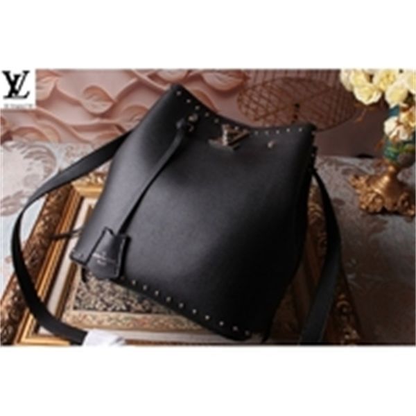 brand designer luxury 5zgd m53081 black new leather applique bucket bag women handbags iconic bags handles shoulder bags totes cross bod, Red;black
brand designer luxury 5zgd m53081 black new leather applique bucket bag women handbags iconic bags handles shoulder bags totes cross bod, Red;black