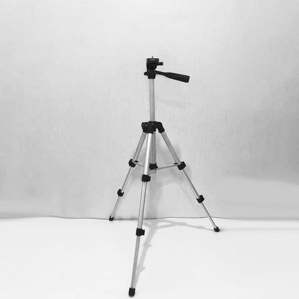 tripods 65cm mini tripod professional foldable camera holder stand screw 360 degree stabilizer aluminum with phone clip
tripods 65cm mini tripod professional foldable camera holder stand screw 360 degree stabilizer aluminum with phone clip
