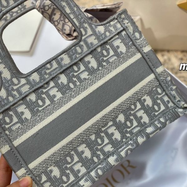 handbag christian mini grey, 3d embroidery classic with silk towel counter box and dust bag designers bags hileng
handbag christian mini grey, 3d embroidery classic with silk towel counter box and dust bag designers bags hileng