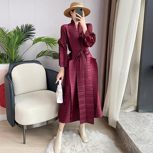 casual dresses 2021 spring and autumn women's tie flower dress miyak fold fashion plus size long-sleeved hepburn style slim party, Black;gray 
casual dresses 2021 spring and autumn women's tie flower dress miyak fold fashion plus size long-sleeved hepburn style slim party, Black;gray