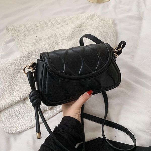 evening bags high-quality ladies fold shoulder bag 2021 trendy fashion single female autumn simple messenger small square
evening bags high-quality ladies fold shoulder bag 2021 trendy fashion single female autumn simple messenger small square