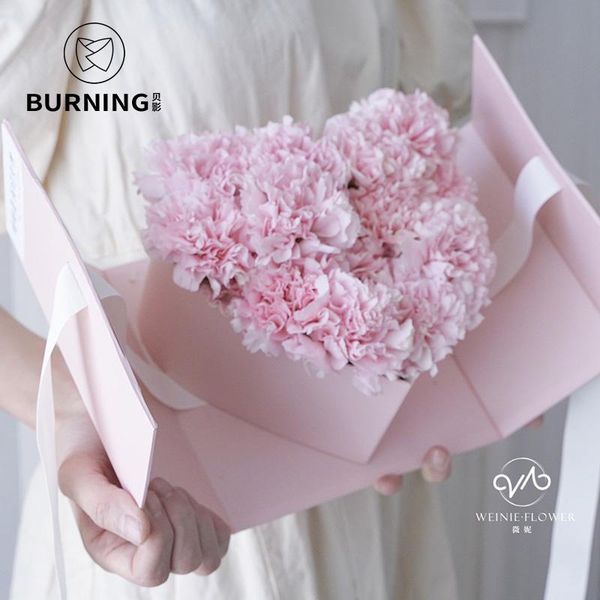creative heart gift box surprise flowers packaging two sizes for romantic wedding flower shop diy valentine's day wrap
creative heart gift box surprise flowers packaging two sizes for romantic wedding flower shop diy valentine's day wrap