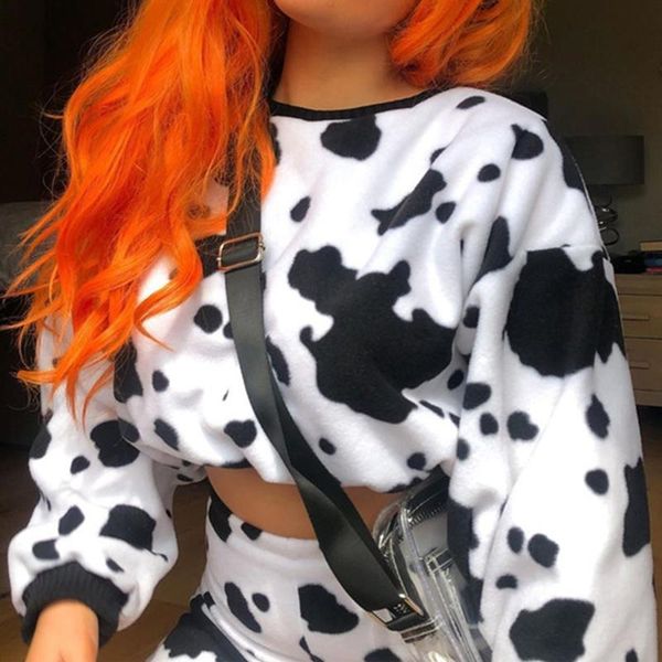 women autumn long sleeve o-neck sweatshirt harajuku black white milk cow printed crop elastic waist oversized loose pullover women's ho
women autumn long sleeve o-neck sweatshirt harajuku black white milk cow printed crop elastic waist oversized loose pullover women's ho