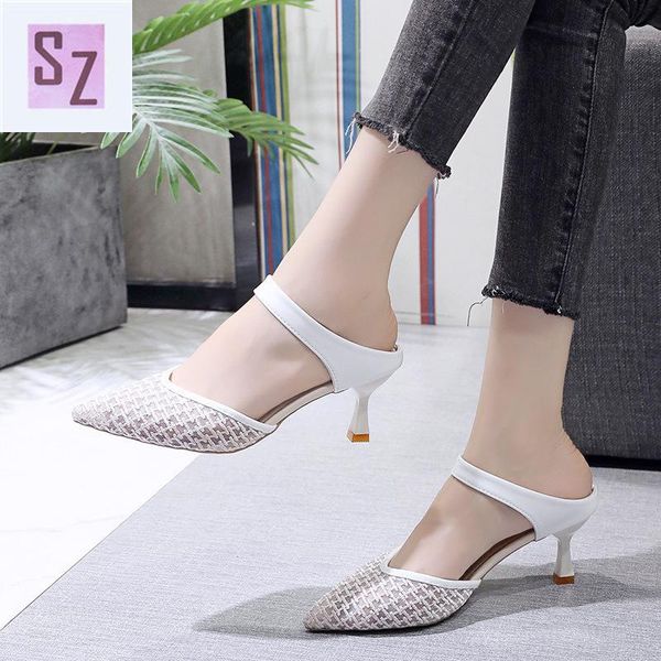 sandals and slippers women's outer wear half-tow 2021 korean style high-heeled shoes with pointed toe, Black
sandals and slippers women's outer wear half-tow 2021 korean style high-heeled shoes with pointed toe, Black