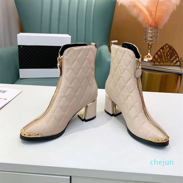 fashion women's boots classic geometric pattern high-quality leather low-key luxury simple outdoor party casual shoes + heel height .5, Black
fashion women's boots classic geometric pattern high-quality leather low-key luxury simple outdoor party casual shoes + heel height .5, Black