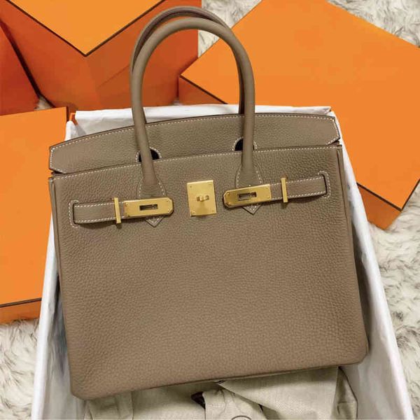 aima luxury designer bags real leather litchi pattern portable women's 2021 new one shoulder slant span large capacity commuter bag
aima luxury designer bags real leather litchi pattern portable women's 2021 new one shoulder slant span large capacity commuter bag