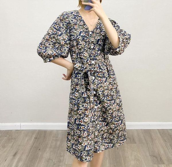 party dresses daisy print women v-neck mini dress 2021 summer autumn vintage puff sleeve single-bressted lace-up short robe with sashes, White;black
party dresses daisy print women v-neck mini dress 2021 summer autumn vintage puff sleeve single-bressted lace-up short robe with sashes, White;black