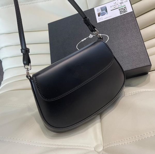 2022luxur designer bag handbags tote purses women cleo wallet original single men handbag crossbody famous shoulder bags genuine leather fas
2022luxur designer bag handbags tote purses women cleo wallet original single men handbag crossbody famous shoulder bags genuine leather fas