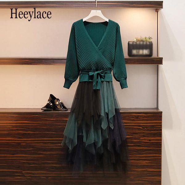 two piece dress plus size 2 set women deep v neck christmas sweaters + gradient tulle layer cake ruffles skirts suits winter clothes, White 
two piece dress plus size 2 set women deep v neck christmas sweaters + gradient tulle layer cake ruffles skirts suits winter clothes, White