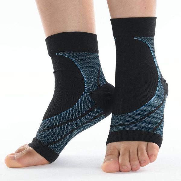 ankle support 1 pair sports brace guard pads elastic pressure running foot plantar fascial socks compression strap, Blue;black
ankle support 1 pair sports brace guard pads elastic pressure running foot plantar fascial socks compression strap, Blue;black