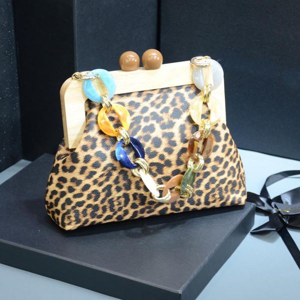 evening bags 2021 fashion famous ladies leopard print chain handbag all-match cross body shoulder bag sac luxe
evening bags 2021 fashion famous ladies leopard print chain handbag all-match cross body shoulder bag sac luxe