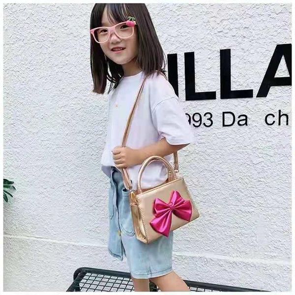 girls coin purse handbag messenger bag children girl princess one shoulder solid bow, White
girls coin purse handbag messenger bag children girl princess one shoulder solid bow, White