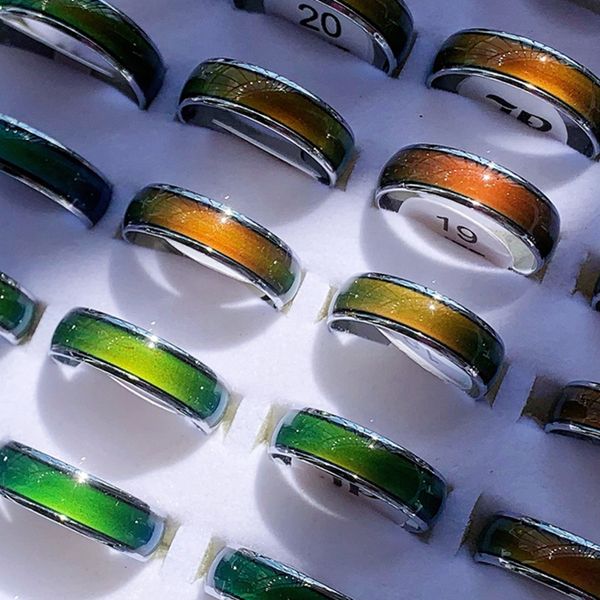 bulk lots 50pcsmood color change retro fashion rings mix emotional temperature silver alloy charm for boys girls women men gifts jewelry, Golden;silver
bulk lots 50pcsmood color change retro fashion rings mix emotional temperature silver alloy charm for boys girls women men gifts jewelry, Golden;silver