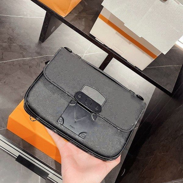 2021 fashion designer flap bag women letter canvas printing shoulder handbags classic crossbody handbag waist chest bags lcm
2021 fashion designer flap bag women letter canvas printing shoulder handbags classic crossbody handbag waist chest bags lcm