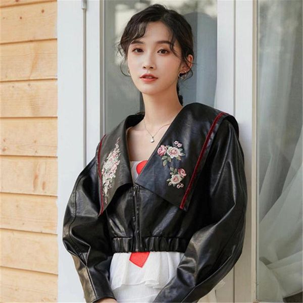 women's jackets winter fashion retro short leather jacket women 2021 autumn embroidered navy collar motorcycle outerwear, Black;brown
women's jackets winter fashion retro short leather jacket women 2021 autumn embroidered navy collar motorcycle outerwear, Black;brown