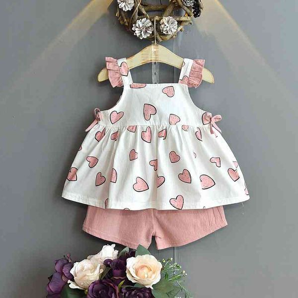 girls' clothes set summer flying sleeve love bowknot patchwork + pure color shorts 2pcs baby girls casual 210515, White
girls' clothes set summer flying sleeve love bowknot patchwork + pure color shorts 2pcs baby girls casual 210515, White