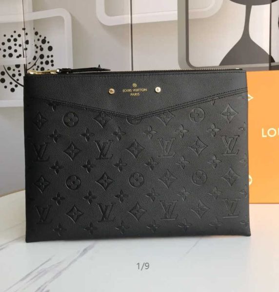 clutches brand designer luxury m62937 short wallet wallet male key bag wallets chain purse wallet pouches key card holders cases evening, Black;red
clutches brand designer luxury m62937 short wallet wallet male key bag wallets chain purse wallet pouches key card holders cases evening, Black;red