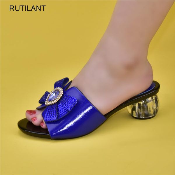 dress shoes latest design african women wedding decorated with rhinestone luxery patent leather for, Black
dress shoes latest design african women wedding decorated with rhinestone luxery patent leather for, Black