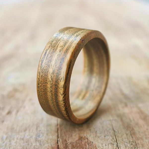 wedding rings vintage 8mm flat natural green sandalwood band men's wood promise jewelry anniversary gift, Slivery;golden
wedding rings vintage 8mm flat natural green sandalwood band men's wood promise jewelry anniversary gift, Slivery;golden