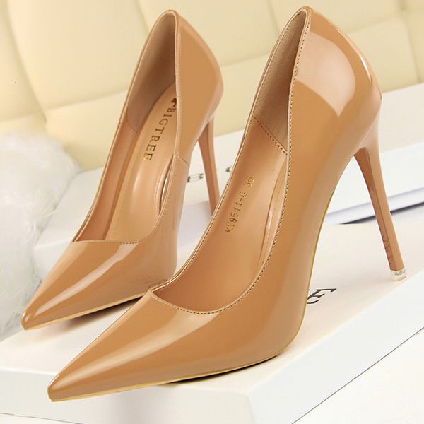 sandals women .5cm high heels nude valentine pumps leather escarpins luxury glossy lady shoes scarpins prom 53es, Black
sandals women .5cm high heels nude valentine pumps leather escarpins luxury glossy lady shoes scarpins prom 53es, Black