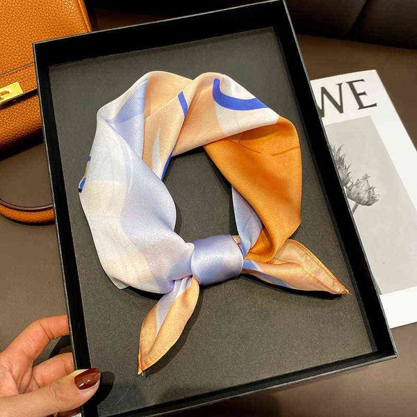 scarves temperament orange ins small square silk female versatile spring and autumn with profsional accsori scarf, Blue;gray
scarves temperament orange ins small square silk female versatile spring and autumn with profsional accsori scarf, Blue;gray