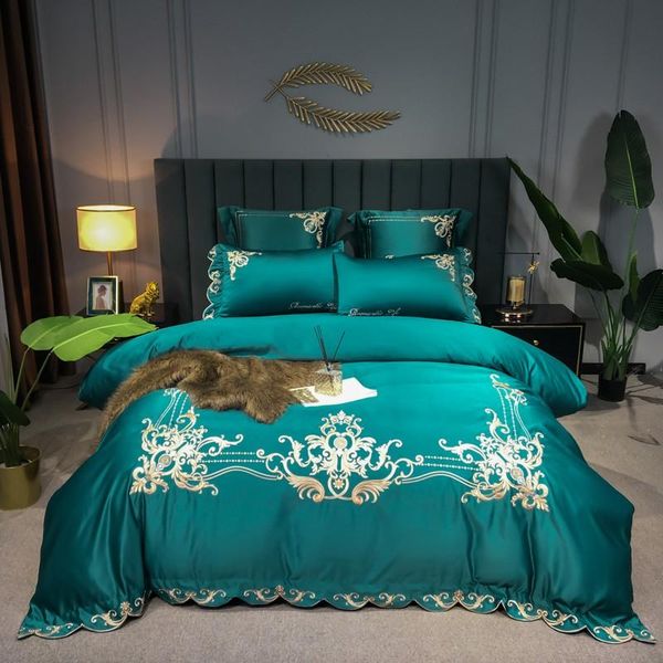 luxury green satin and cotton embroidery duvet cover set premium king size 4pcs comforter 1bed sheet 2pillowcase bedding sets
luxury green satin and cotton embroidery duvet cover set premium king size 4pcs comforter 1bed sheet 2pillowcase bedding sets