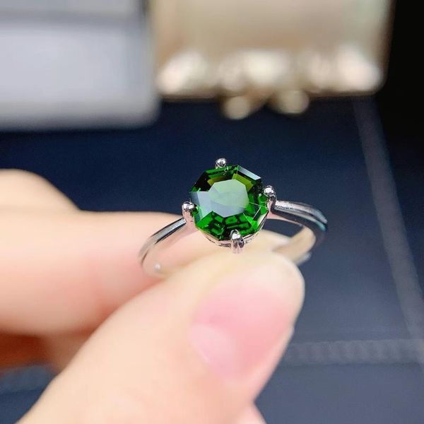 cluster rings natural diopside women's ring 925 sterling silver inset is an elegant gift for trendy girls cocktail party, Golden;silver
cluster rings natural diopside women's ring 925 sterling silver inset is an elegant gift for trendy girls cocktail party, Golden;silver