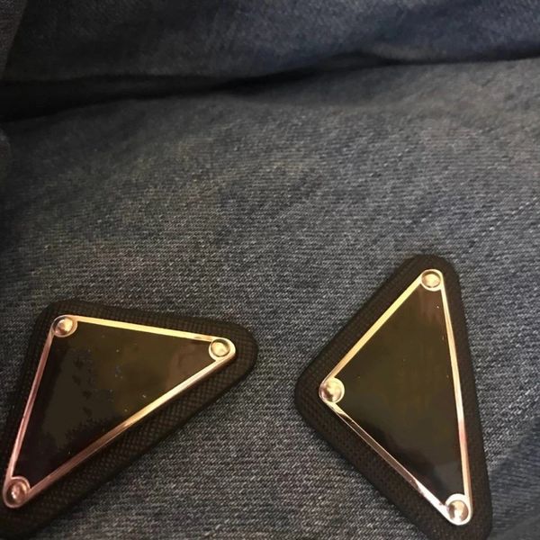 2021 european american letter brooch clothes hat fashion all-match casual accessories female manufacturers wholesale and fast delivery, Gray
2021 european american letter brooch clothes hat fashion all-match casual accessories female manufacturers wholesale and fast delivery, Gray