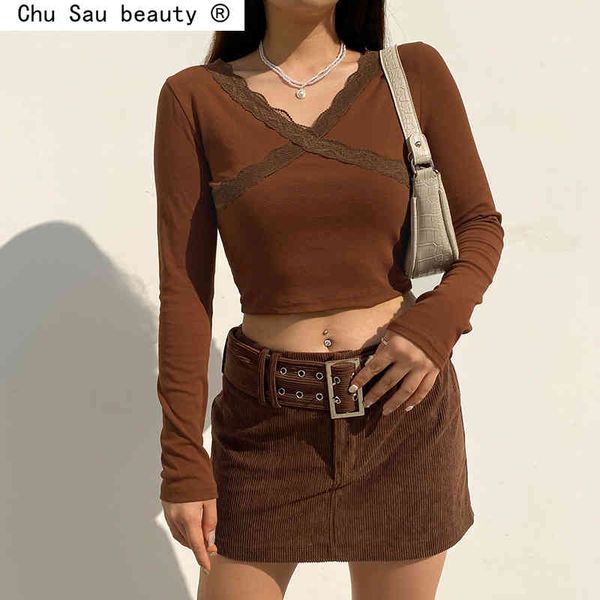 spring fashion women's vintage lace stitching v-neck long-sleeve t-shirt bottom short all-match female 210508, White
spring fashion women's vintage lace stitching v-neck long-sleeve t-shirt bottom short all-match female 210508, White
