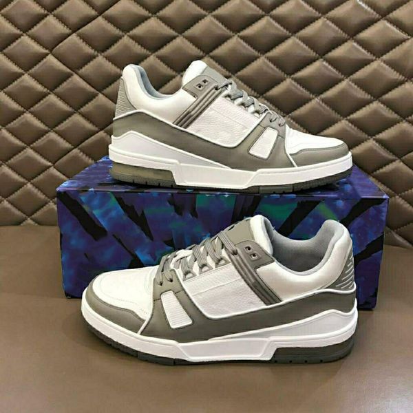men trainer sneaker suede calfskin shoes leather printing embossed grained rubber runner trainers designer platform lace-up shoe 268, Black
men trainer sneaker suede calfskin shoes leather printing embossed grained rubber runner trainers designer platform lace-up shoe 268, Black