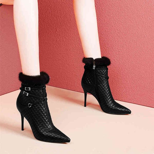 shoes mink fur leather high heeled short boots,women shoes for winter,grid pattern,buckles,pointed toe,thin heel,fashion female,black, m8
shoes mink fur leather high heeled short boots,women shoes for winter,grid pattern,buckles,pointed toe,thin heel,fashion female,black, m8