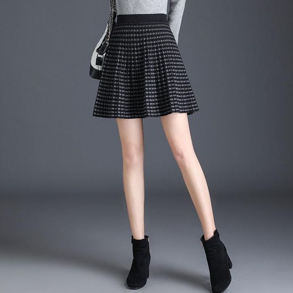 skirts 2021 women autumn winter vintage knitted female plaid high waist a- line mini skirt lady casual loose pleated faldas g265, Black
skirts 2021 women autumn winter vintage knitted female plaid high waist a- line mini skirt lady casual loose pleated faldas g265, Black